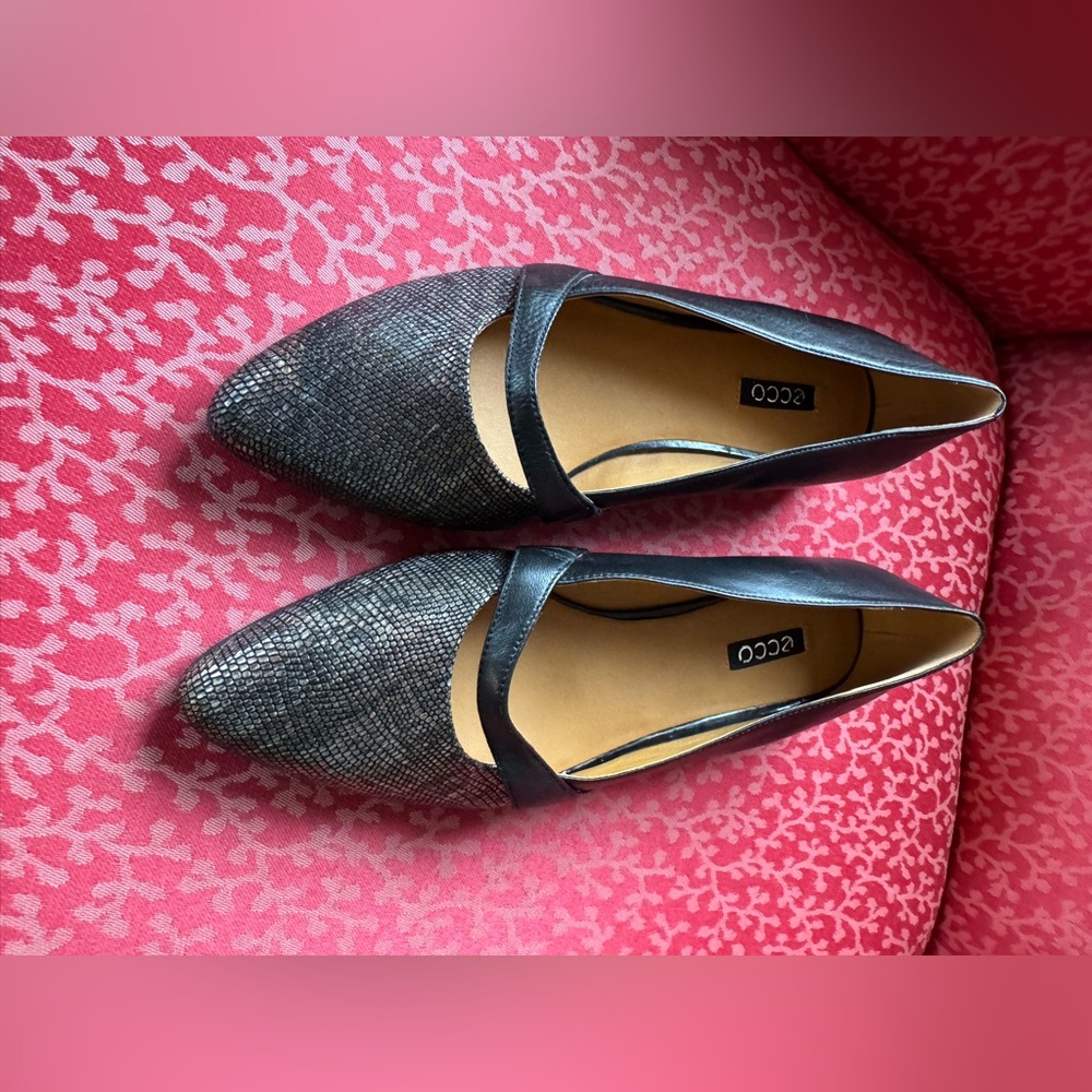 Ecco Akita Flats, Black & Multi Metallic, Size 40 - Picture 7 of 16